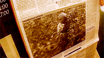 Ducth newspaper Kenyan flowerfarm worker
